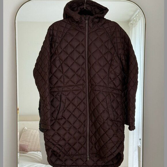 Athleta Whisper Featherless Quilted Coat - Size M - Picture 6 of 7